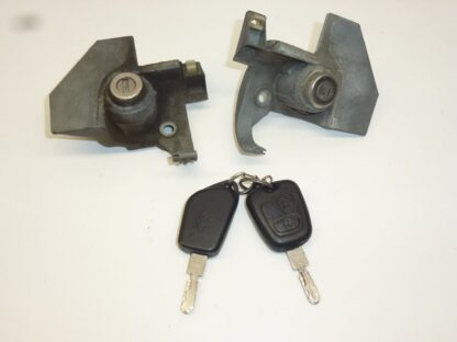 Set di serrature + 2 chiavi Peugeot 406 4162Z8 4162Z6 - immagine 3